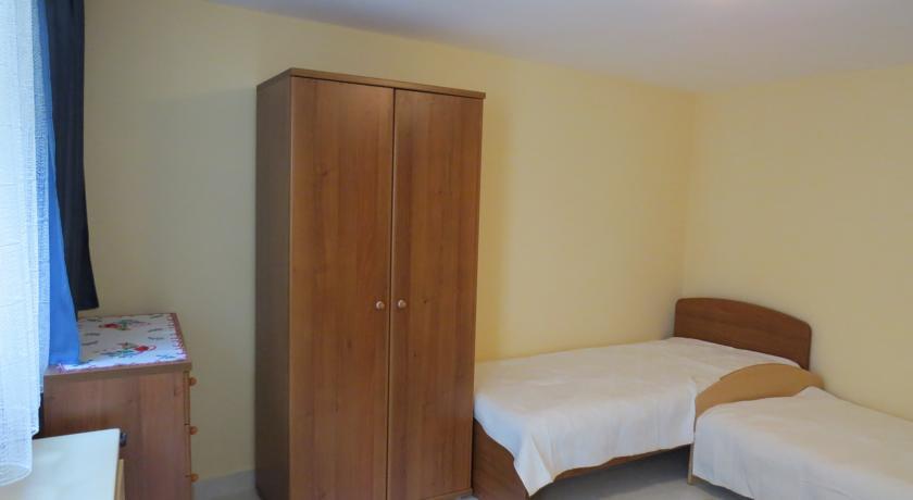 Galagonyas Apartman Eger Rum bild