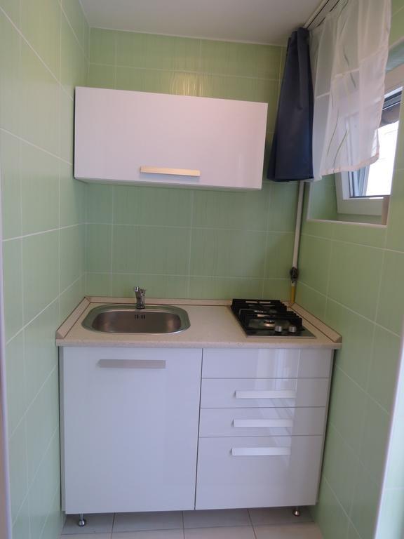 Galagonyas Apartman Eger Rum bild